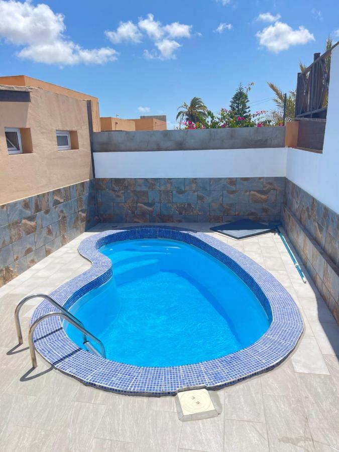 Casa Aleri Villa คอร์ราเลโฮ ภายนอก รูปภาพ